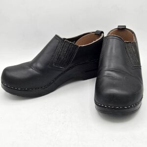 Sanita professional black leather clogs size 36 us size 4.5-5